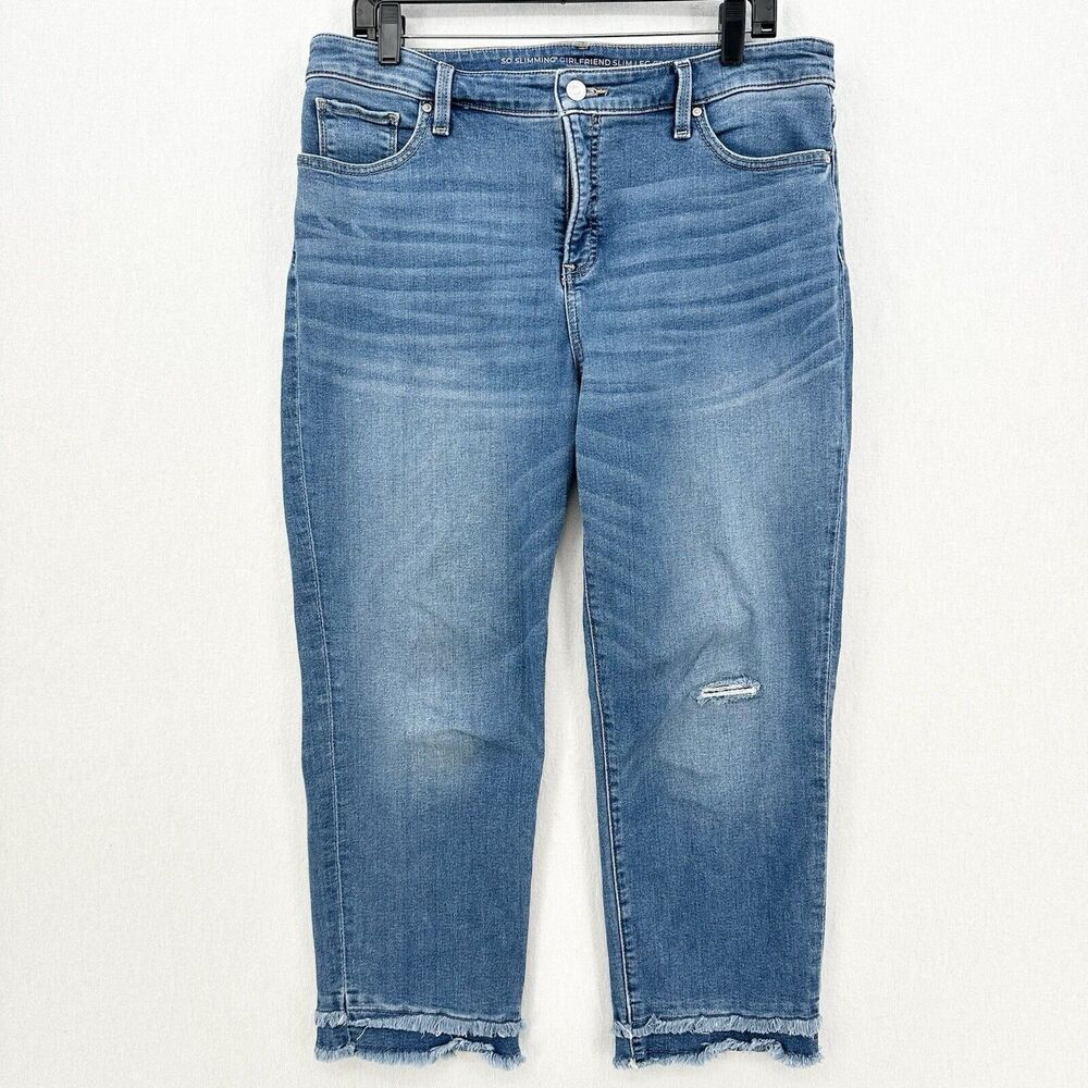 Chicos Jeans 2 US 12 So Slimming Girlfriend Slim Leg Crop Blue Denim Fray *Spot